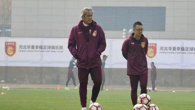 国产操穴